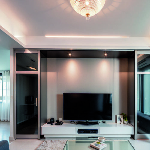 Интерактивные стены как элемент современного минимализма и функциональности в интерьере