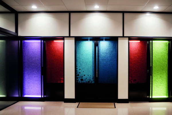 Интерактивные цветовые панели: как динамично менять настроение интерьера в реальном времени