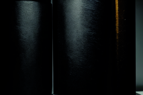 Инновационные текстуры отделочных материалов: как они создают уникальный визуальный эффект