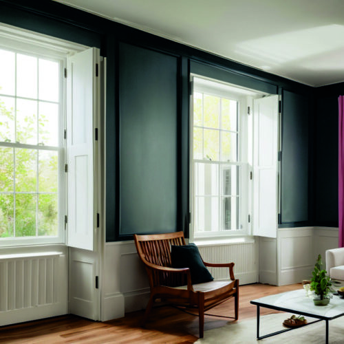 Имитация эффекта акварели в интерьере через плавные градиенты стен и текстиля