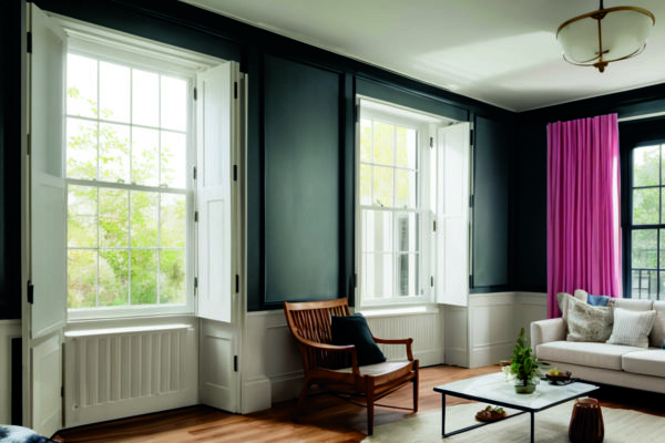 Имитация эффекта акварели в интерьере через плавные градиенты стен и текстиля