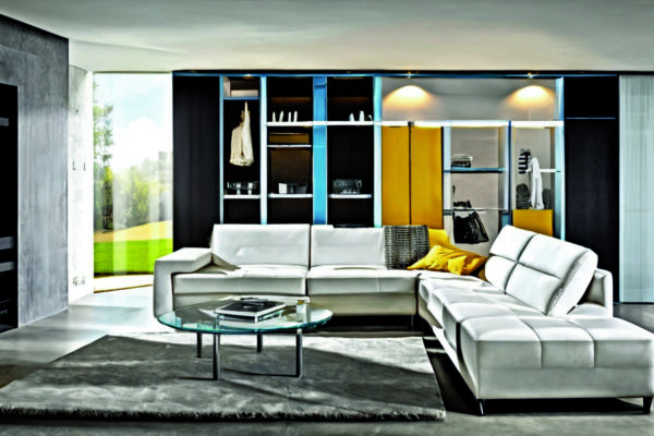 Многофункциональная мебель с встроенными зарядками — комфорт и экономия в одной детали