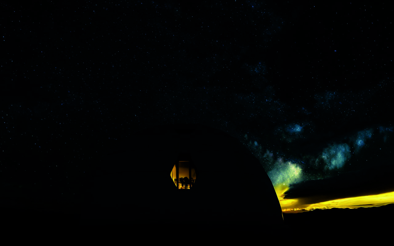 Световые узоры для потолка: как создать динамичное звёздное небо с помощью проектора и зеркал