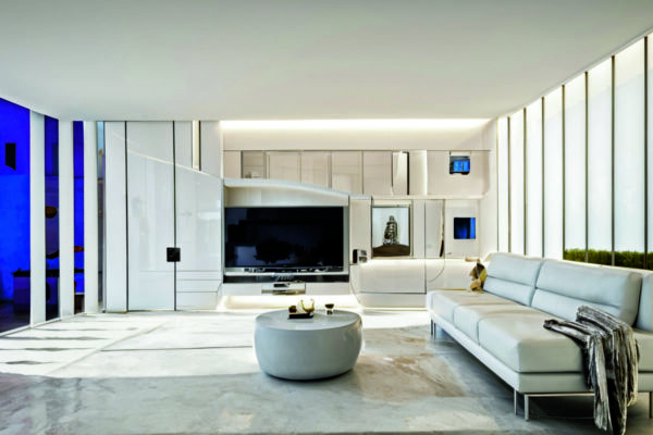 Интерактивные стены: как технологии меняют современные стили интерьера и создают уникальные пространства