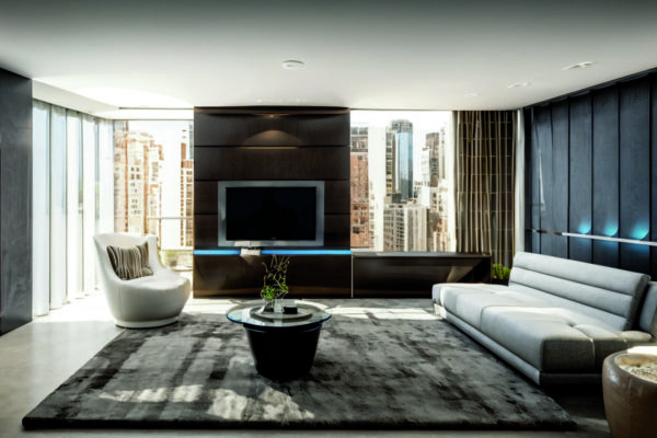 Интеграция умных технологий в мебель для адаптивных, энергоэффективных интерьерных решений