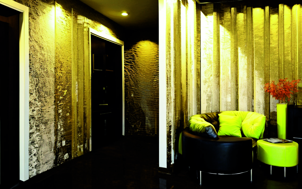 Фактурные обои с термохромным эффектом, меняющие рисунок при изменении температуры