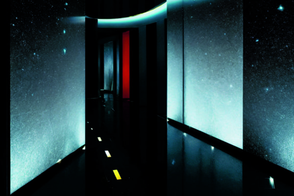 Влияние цветовых иллюзий на восприятие пространства: как обмануть зрение с помощью оттенков