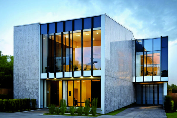 Инновационные текстуры стен: как гидрофобные и звукоизоляционные покрытия меняют интерьеры