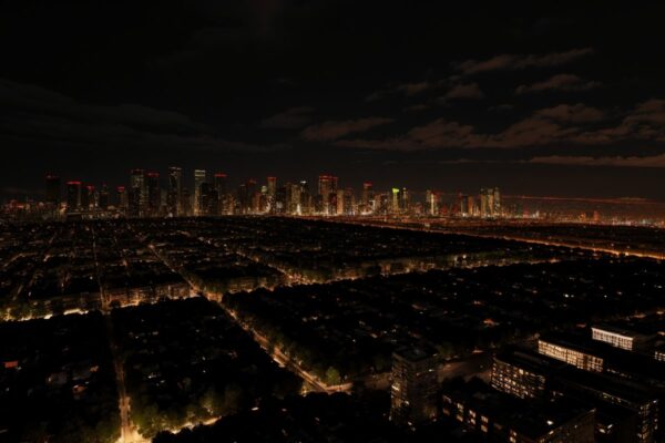 Интерактивное световое оформление: как световые сценарии меняют восприятие городской среды